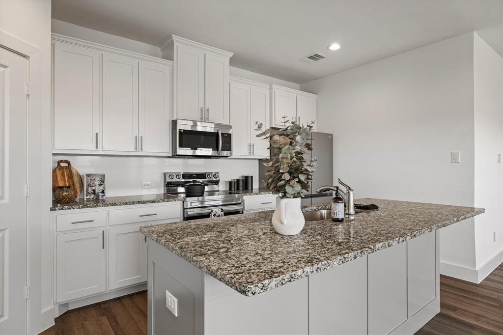 436 Cirrus Circle