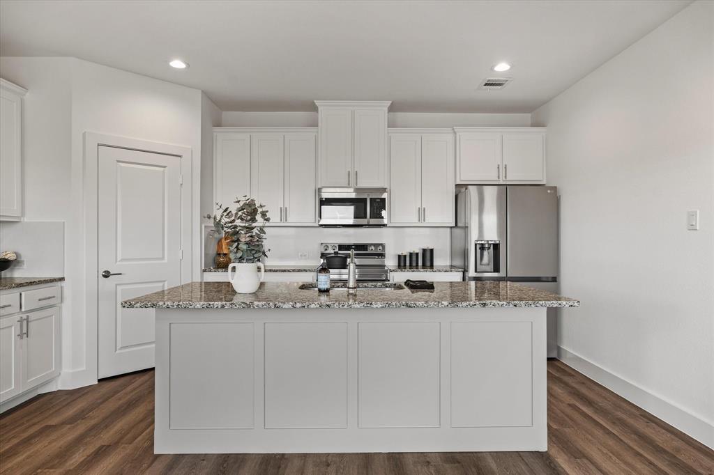 436 Cirrus Circle