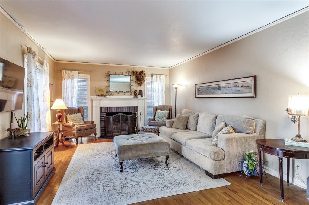 3721 Westcliff Road S