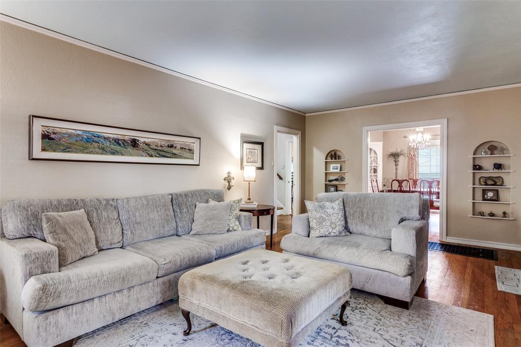 3721 Westcliff Road S