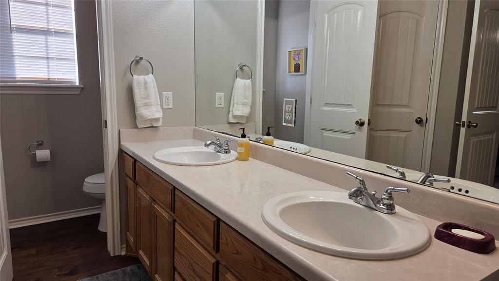 Enlow Place Add Ph II - Residential