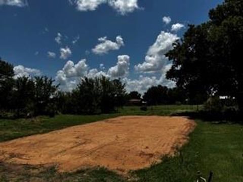 A home in Nocona