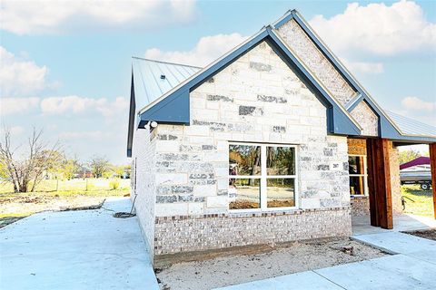 A home in Nocona