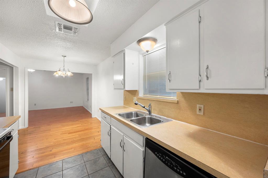 Foster Village Add - Residential Lease