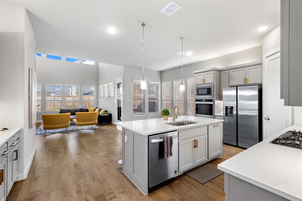 3660 Spruce Hills Street