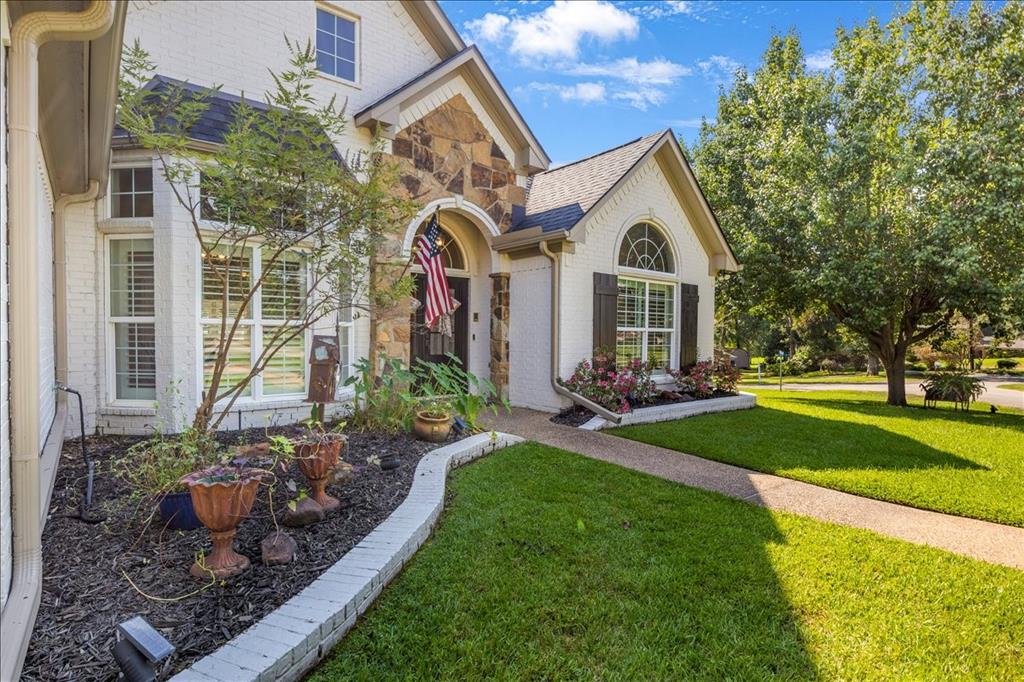 16333 Hickory Lane