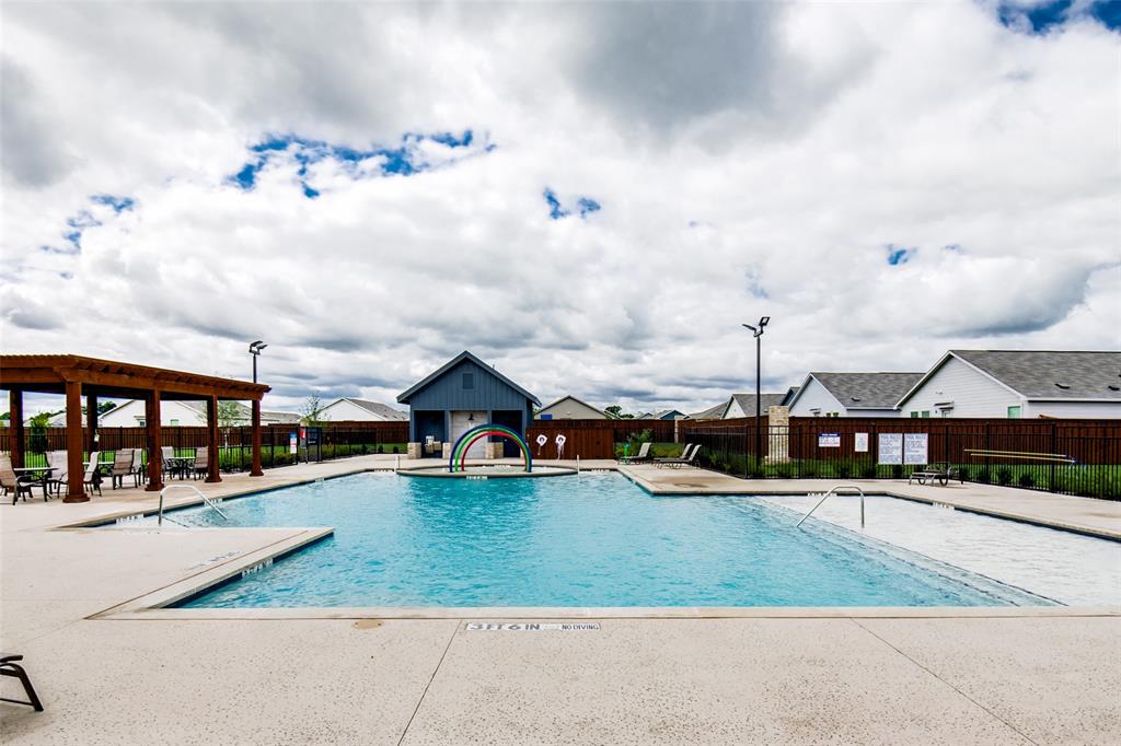 Tillage Farms Ph 2 - Residential Lease