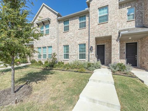 1521 Wittington Place Farmers Branch TX 75234