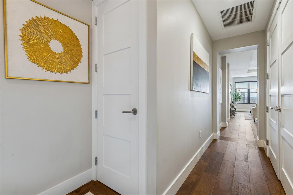 Parkview Condo - Residential