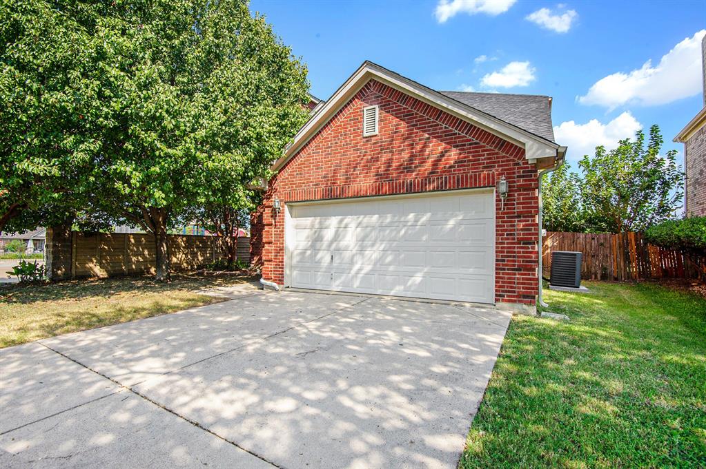 605 Fossil Wood Drive