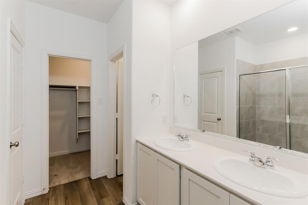 Trinity Crossing Classic - Residential Lease