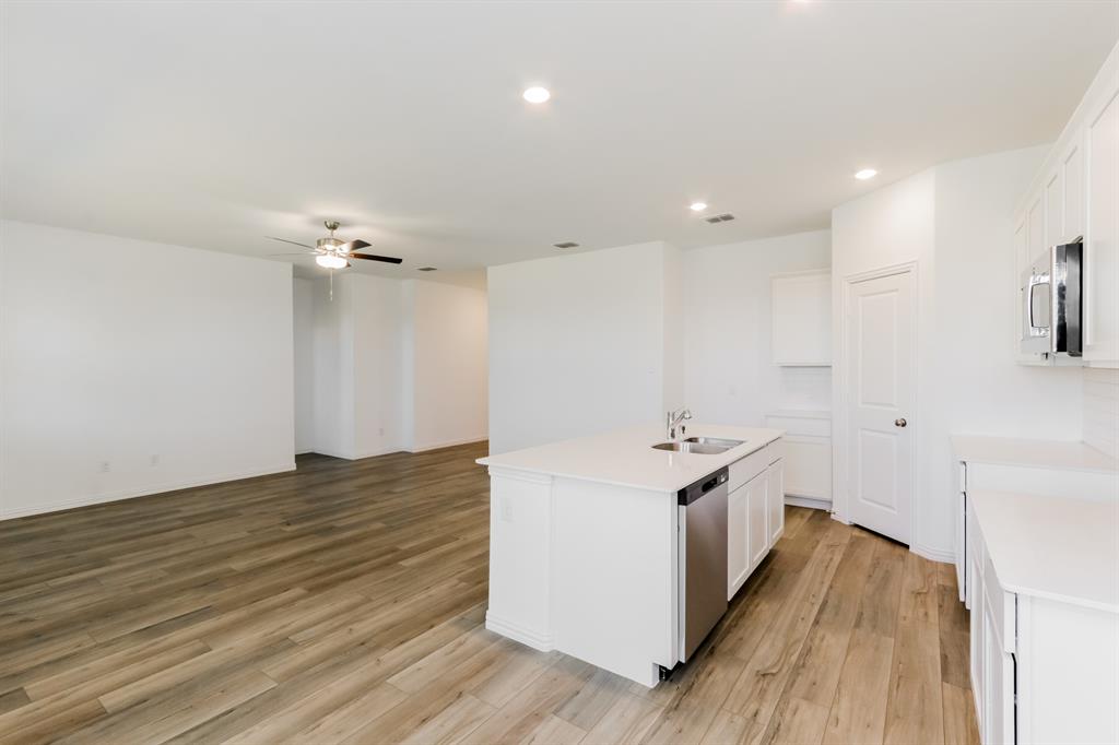 Trinity Crossing Classic - Residential Lease