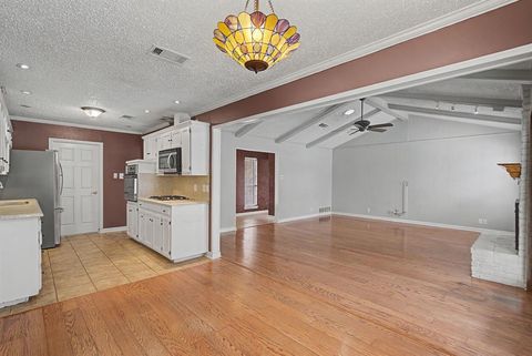 Tiny photo for 1213 Olmos Creek Place, Denton, TX 76205 (MLS # 21182038)