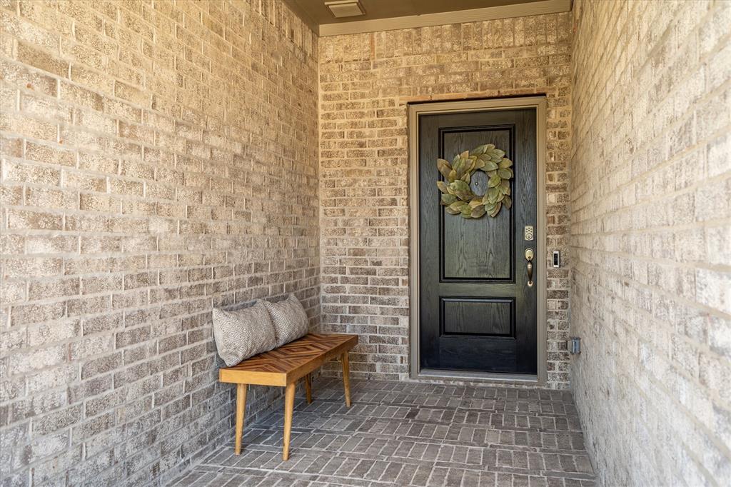 2328 Shorthorn Drive