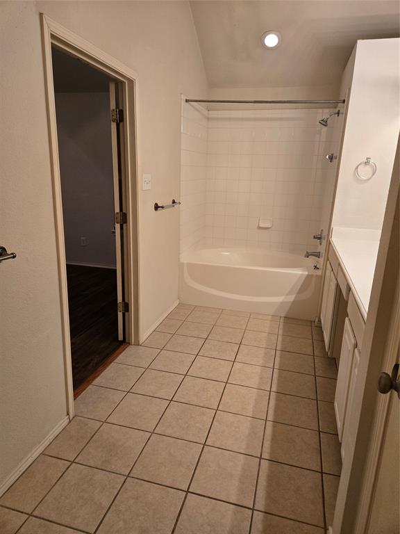 Hearthstone Ph 1b - Residential Lease