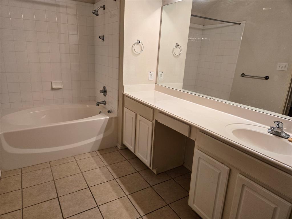 Hearthstone Ph 1b - Residential Lease