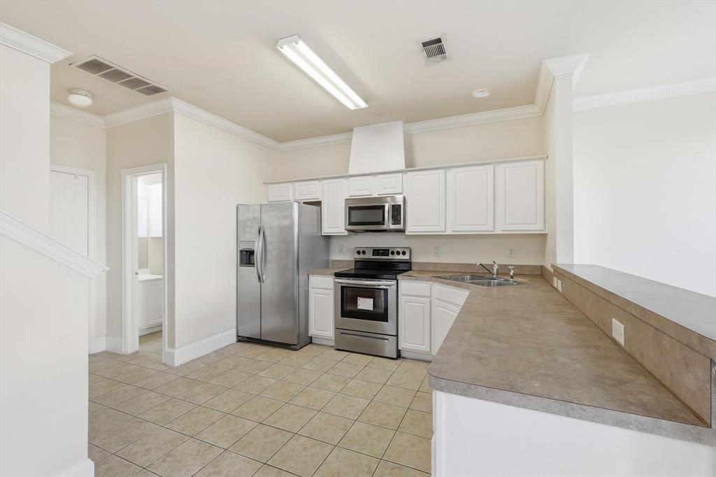 Spring Valley Plaza Duplex - Residential