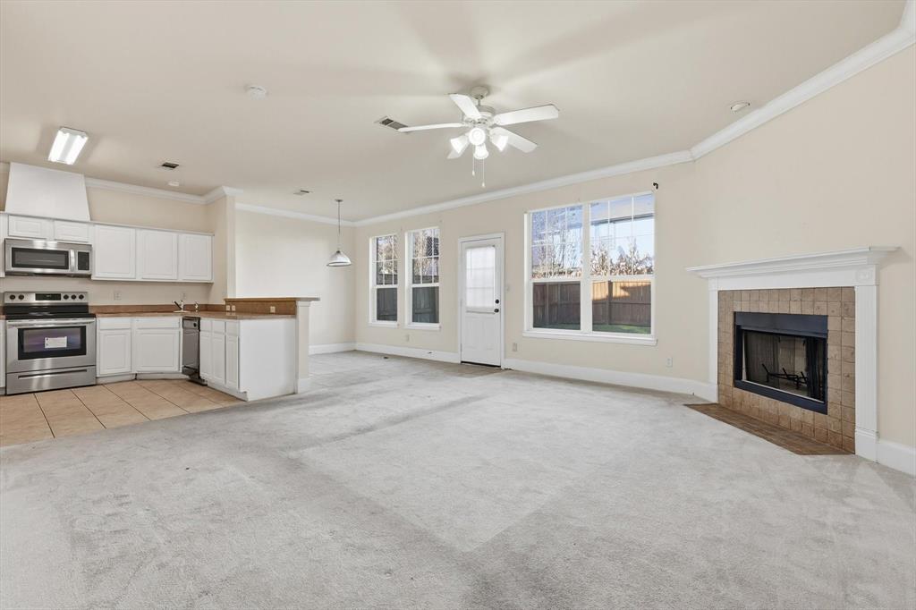 Spring Valley Plaza Duplex - Residential