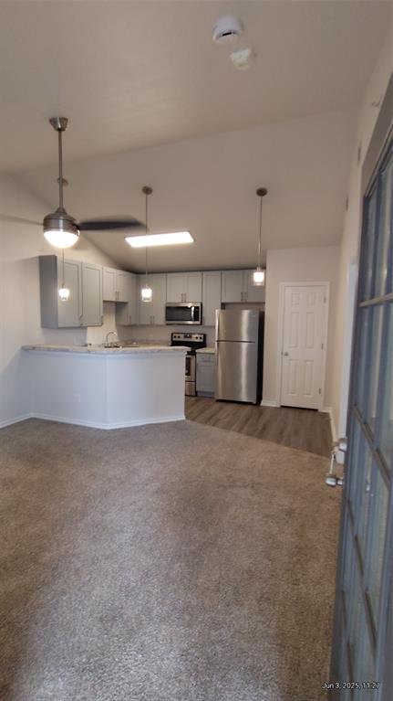 Sabel Ridge Condos Ph 01 06 - Residential