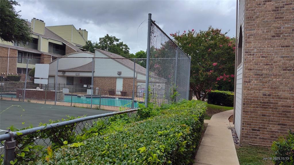 Sabel Ridge Condos Ph 01 06 - Residential