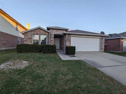 Photo of 16424 Red River Lane, Fort Worth, TX 76247 (MLS # 21362290)