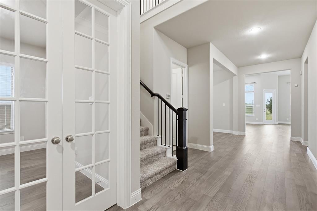 3537 Ridgecross Drive