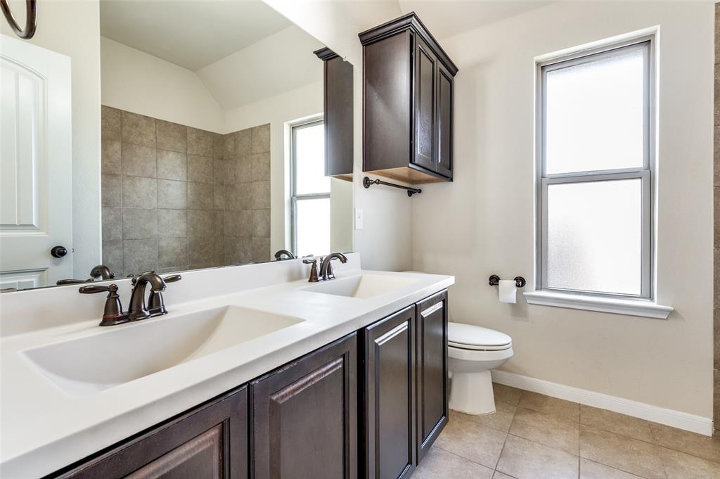 High Hawk At Martins Meadow - Residential Lease