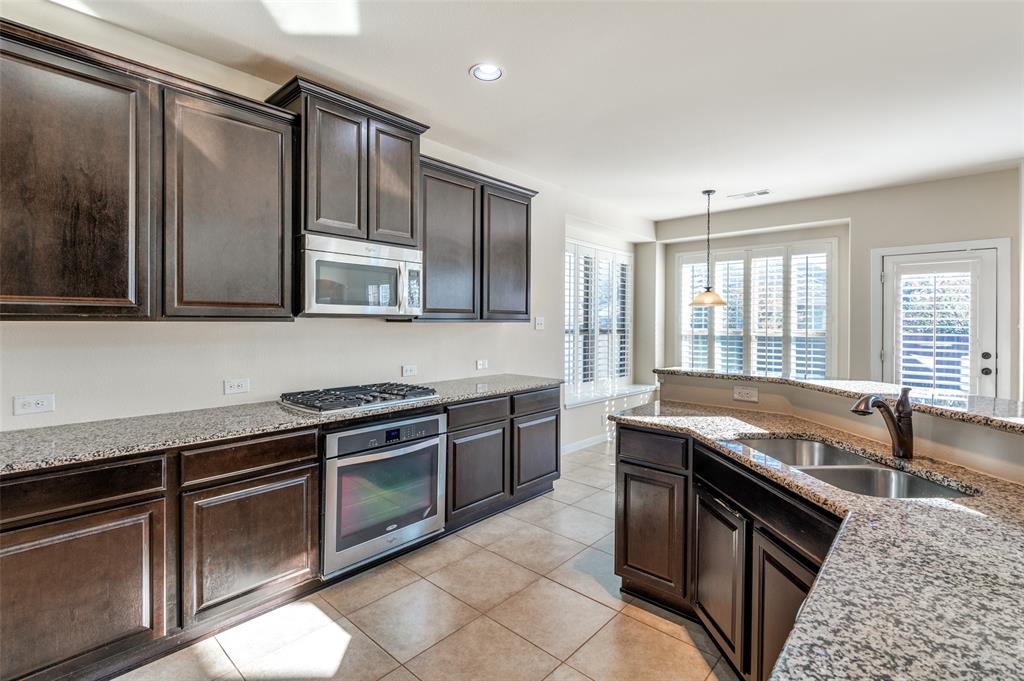 High Hawk At Martins Meadow - Residential Lease