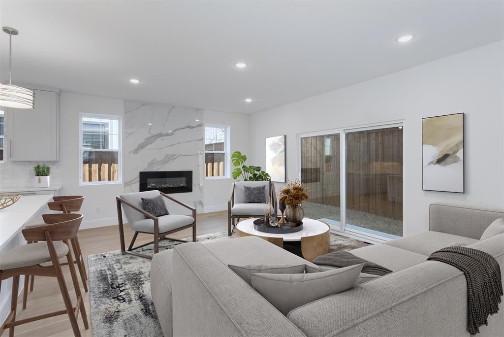 708 W White Avenue