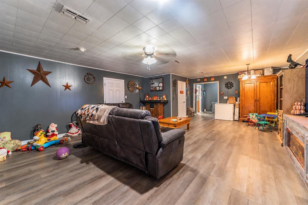13094 Texas Highway 19 N