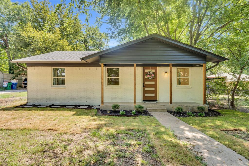 Town - Waxahachie - Residential Lease