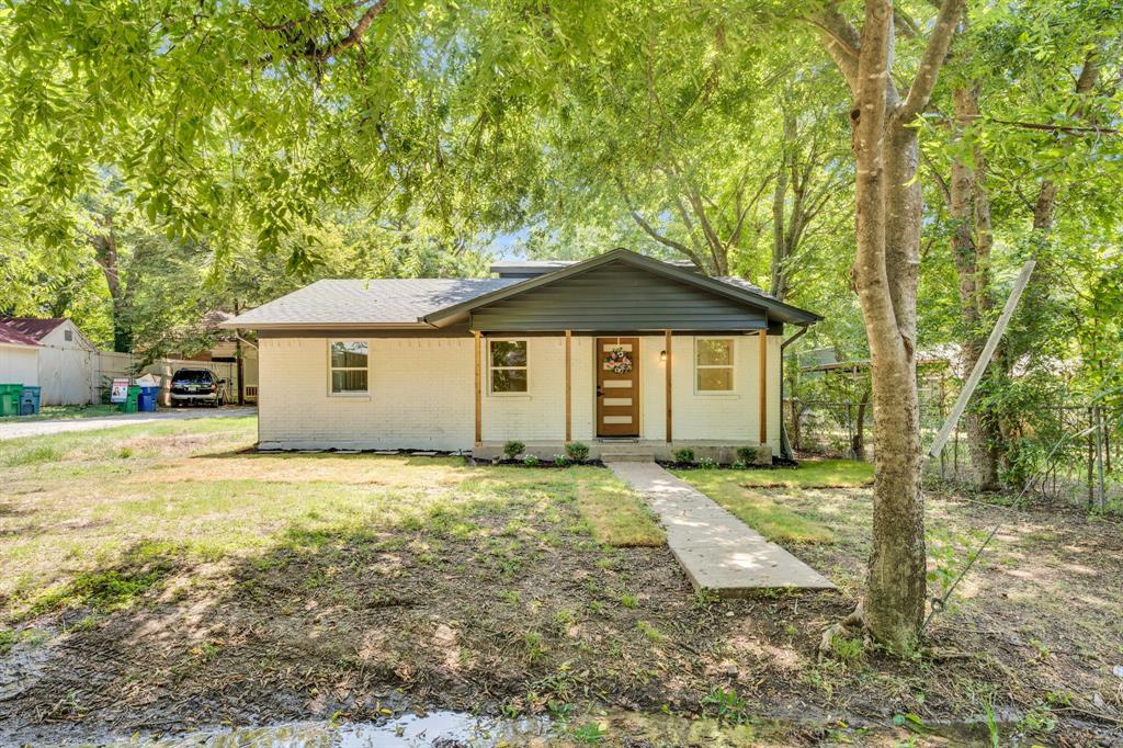 Town - Waxahachie - Residential Lease