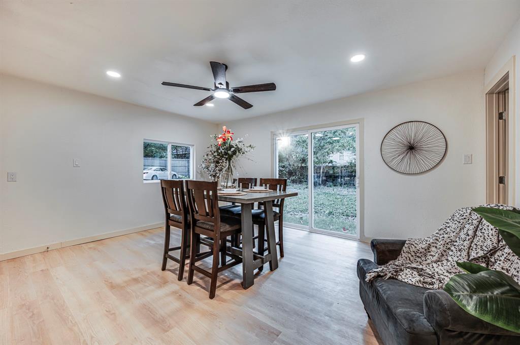 Town - Waxahachie - Residential Lease