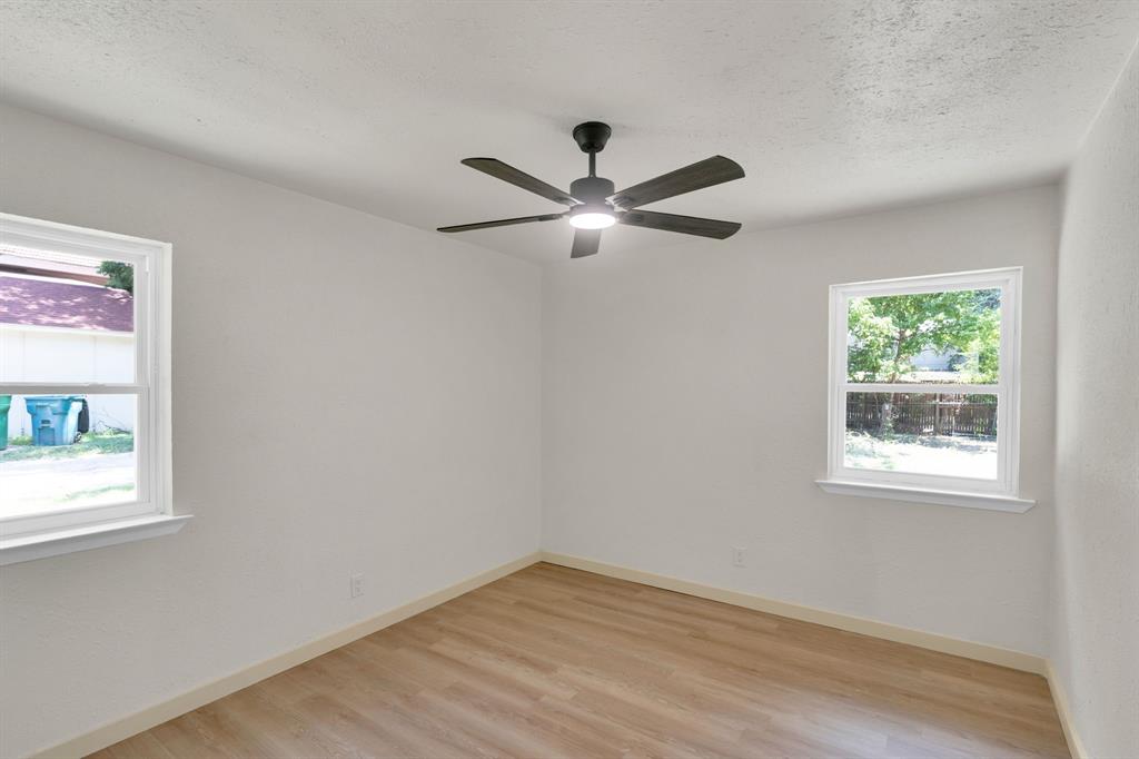 Town - Waxahachie - Residential Lease