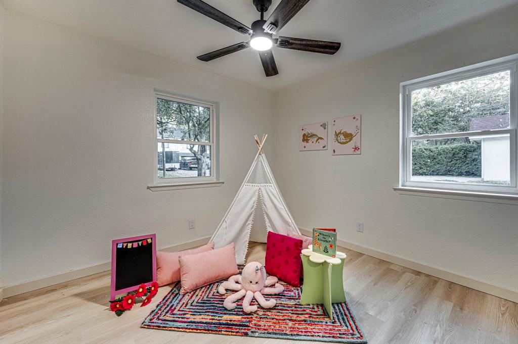 Town - Waxahachie - Residential Lease