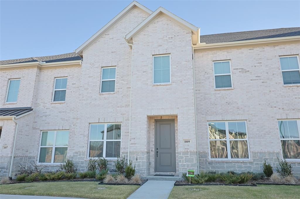 Photo 1 of 17 — 1009 Rockrose Drive, Allen, TX 75013