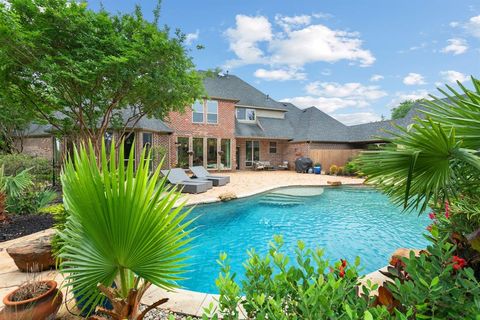 Photo of 533 Loma Vista, Heath, TX 75032 (MLS # 21251766)