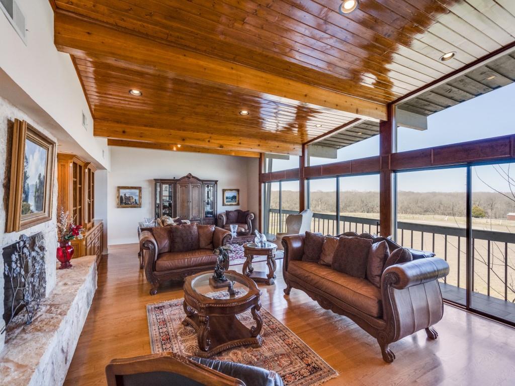 Abs A0049 Simon Barrow Survey, Tract 1, 23.639 Acr - Residential