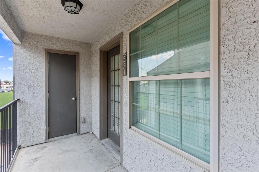 6108 Abrams Road 521