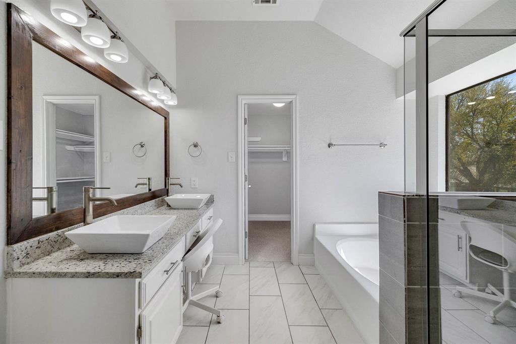 Grand Prairie, Texas 75052, United States, 4 Bedrooms Bedrooms, ,3 BathroomsBathrooms,Residential,Active,95291