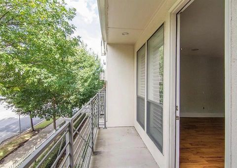 Tiny photo for 2606 Shelby Avenue #303, Dallas, TX 75219 (MLS # 21197066)