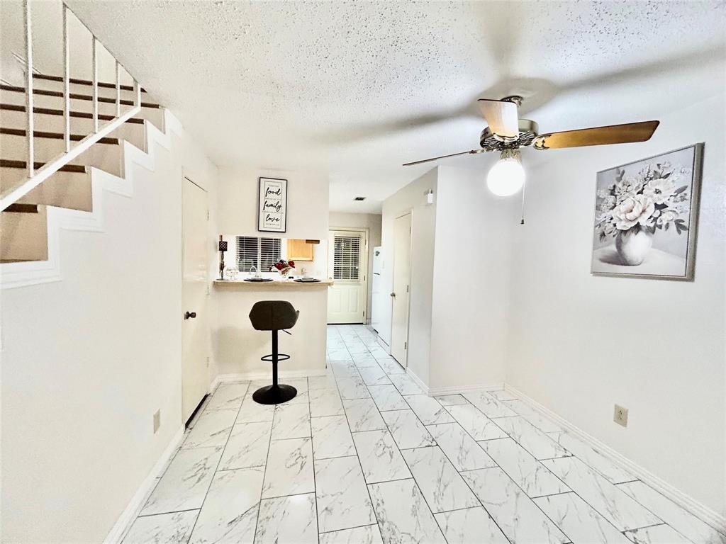 625 Carriagehouse G 1