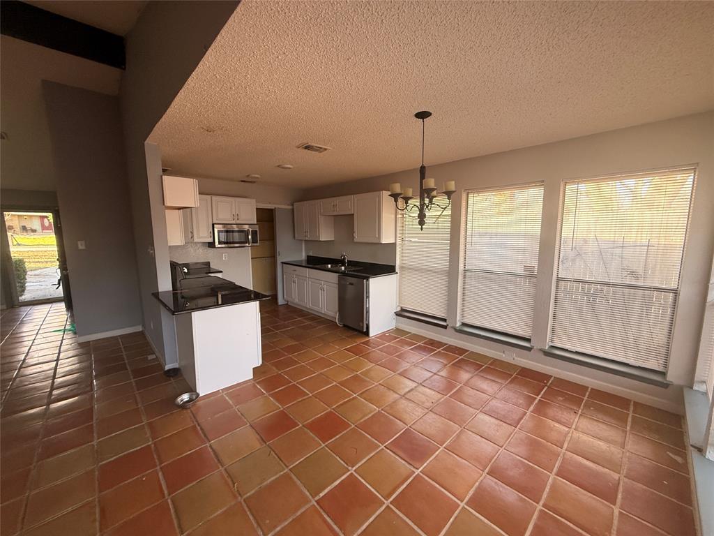 5604 Trail Crest Drive