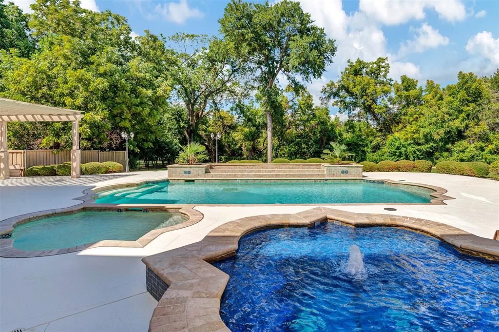 Creeks Of Willow Bend - Residential