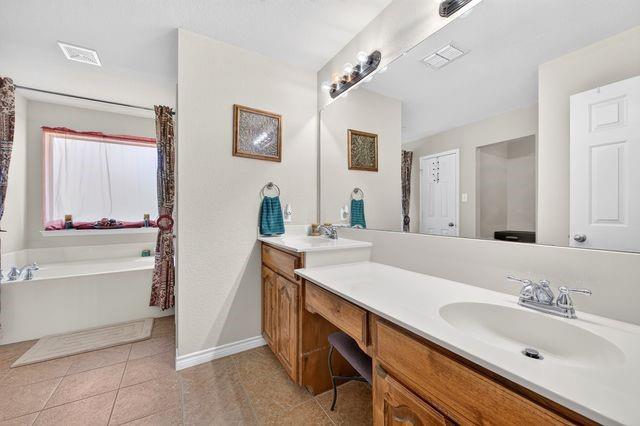 804 Bur Oak Drive