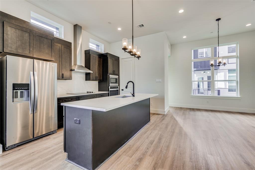 13325 Bee Street 304