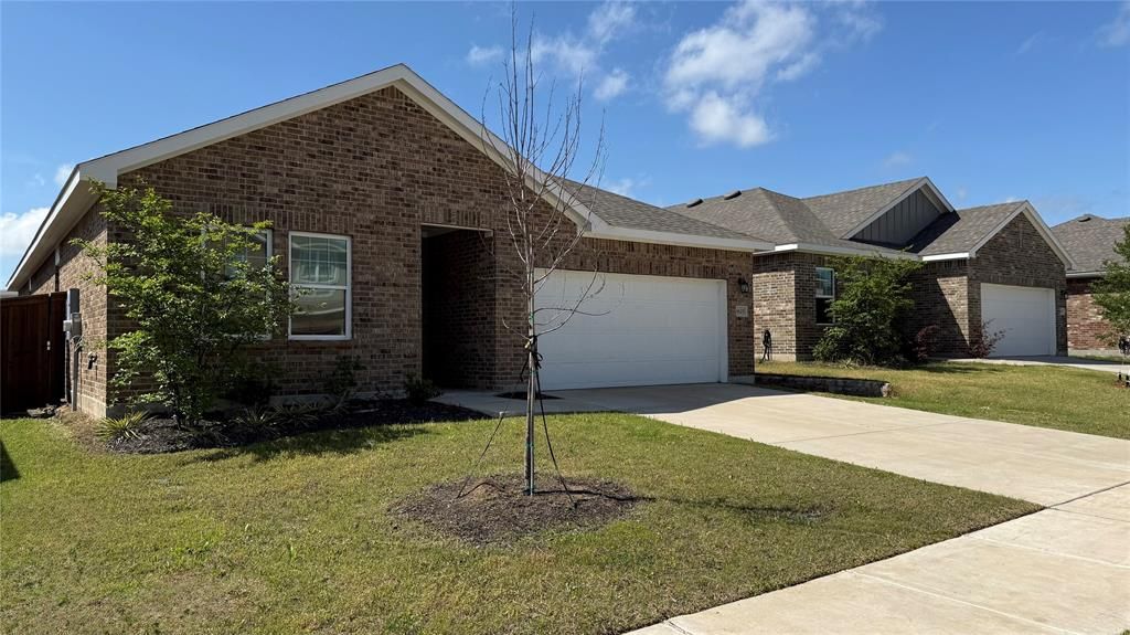 Photo of 1825 Sandlin Drive, Forney, TX 75126 (MLS # 21244978)