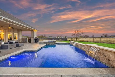 1318 Oliver Creek Lane Justin TX 76247