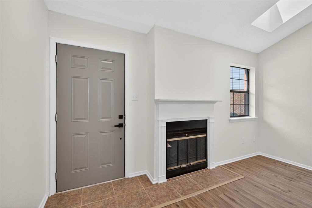 3636 Greenacres Place Drive 21