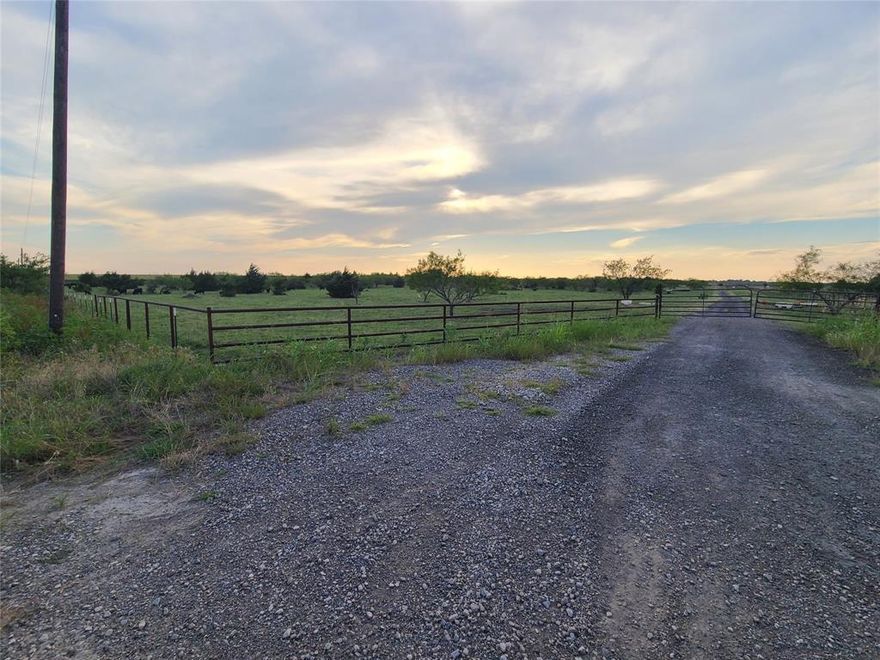 Perfect property to build your dream home on or use for grazing. High demand location just off Howard Rd. Access to water with Howard Water Coop. Cows are currently grazing on the property. Approximately 2-3 acre pond with large dock on it. There is a lot of pipe fencing and gat4es. Call agent to get instructions to see the property. Survey under documents shows two tracts of land, but only Tract no. 2 is the one for sale. This seller does not own the other property noted as Tract no.3.